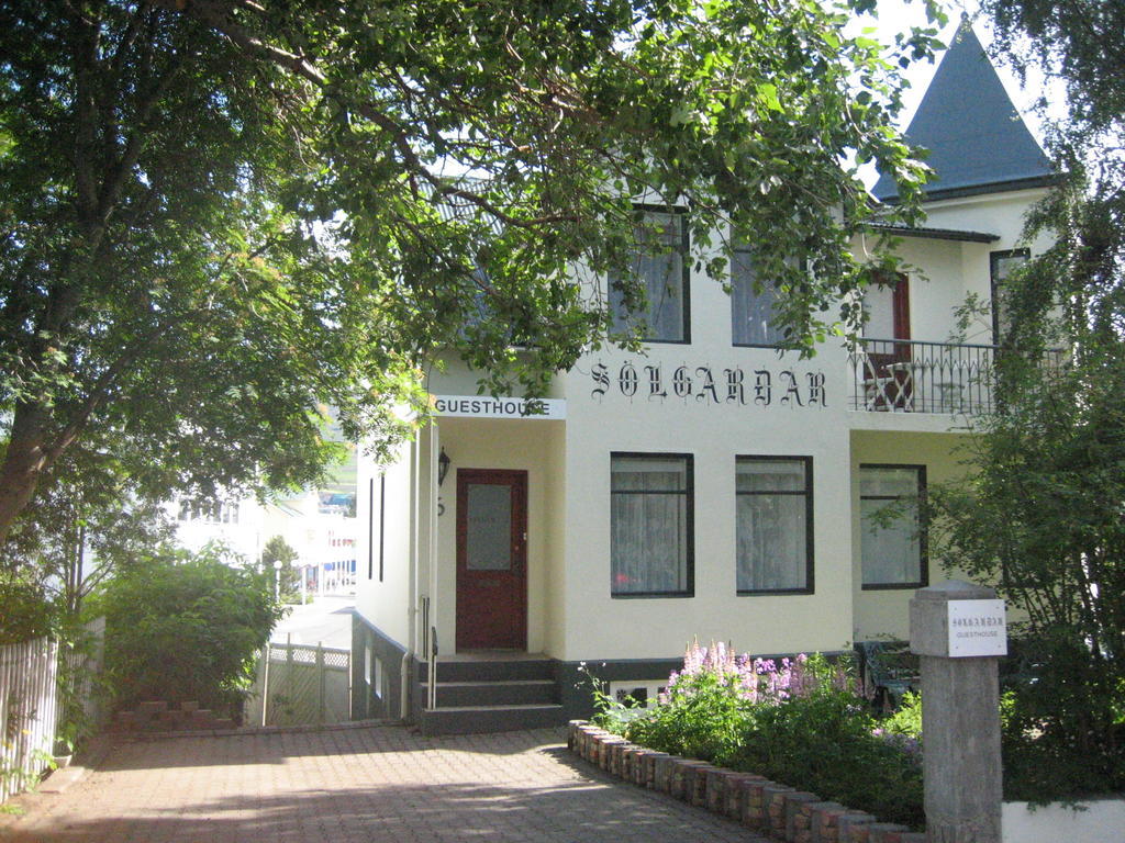 Guesthouse Solgardar Akureyri Ngoại thất bức ảnh