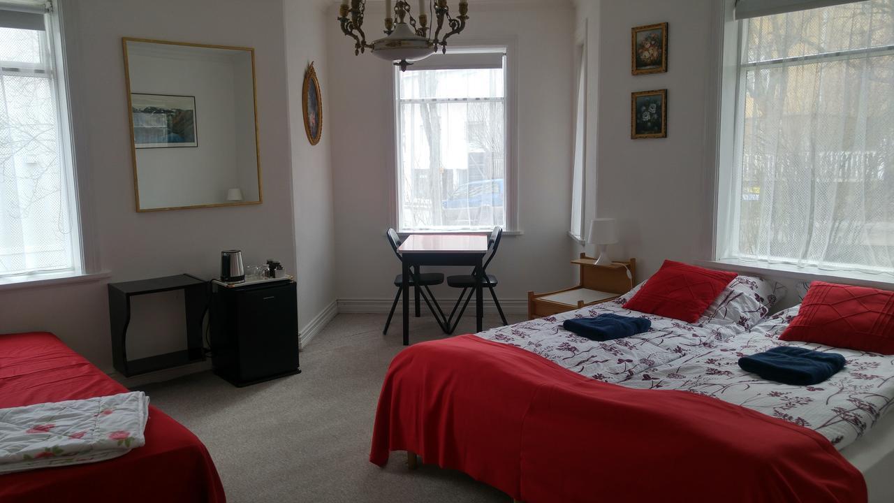 Guesthouse Solgardar Akureyri Ngoại thất bức ảnh